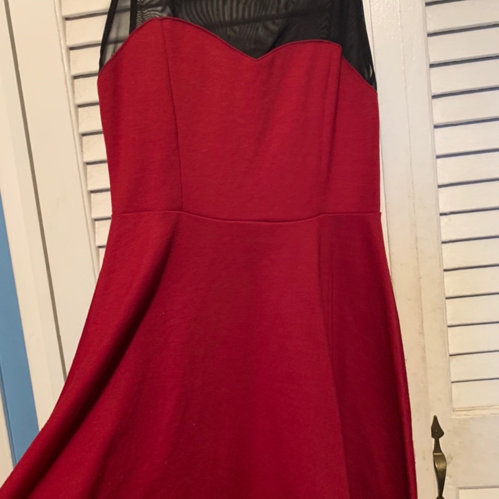 red mesh top dress - Picture 4 of 4